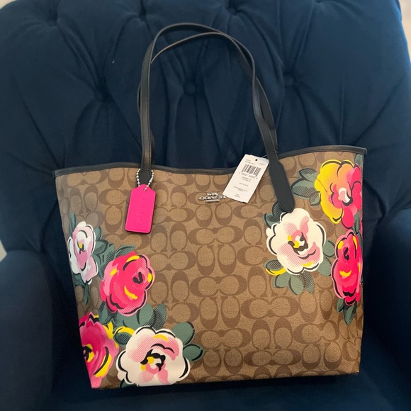 Coach City Tote Vintage Rose Print NWT - Picture 6 of 6